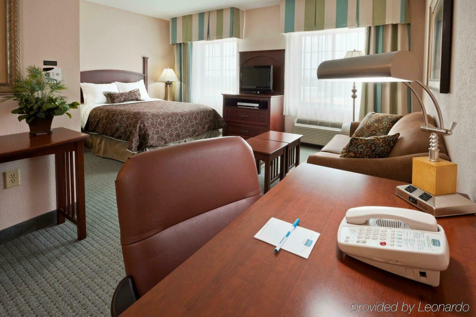 Staybridge Suites Wilmington - Brandywine Valley By Ihg Glen Mills Room photo
